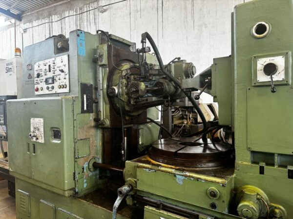 Gear hobbing machine MODUL WMW ZFWZ 800/3 - Image 3