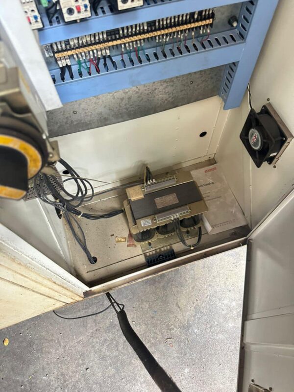 2 Headman cnc lathes - Image 11