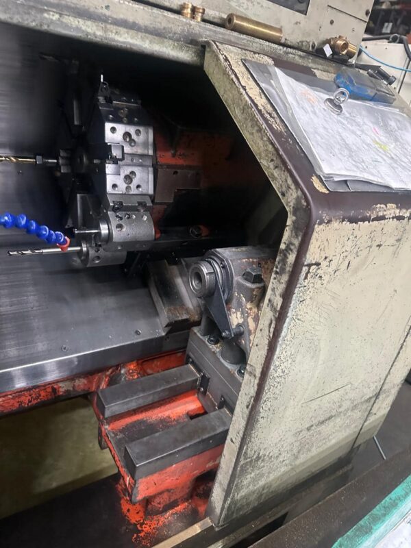 Takisawa tw-10 cnc lathe - Image 3